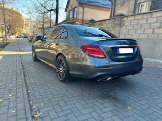 Mercedes E-Class foto 4