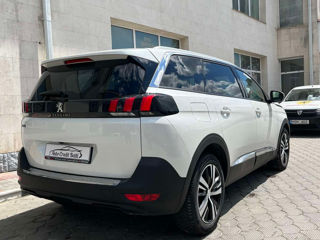 Peugeot 5008 foto 6