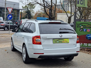 Skoda Octavia foto 4