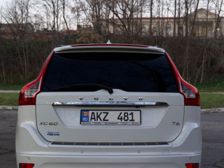 Volvo XC60 foto 5