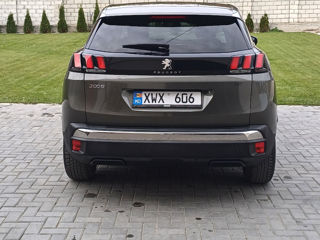 Peugeot 3008 foto 2