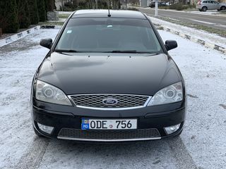 Ford Mondeo foto 3