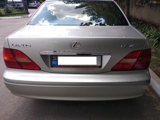 Lexus LS Series foto 6