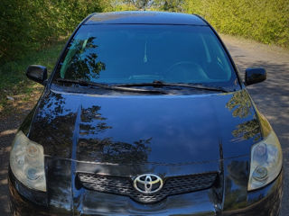 Toyota Auris foto 1