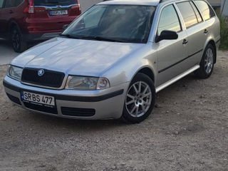 Skoda Octavia foto 5