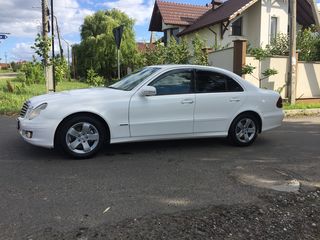 Mercedes E-Class foto 3