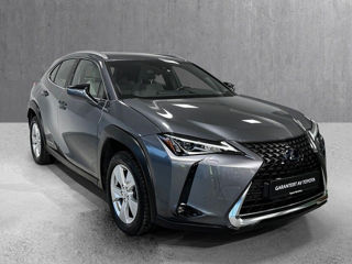 Lexus UX 300e foto 1