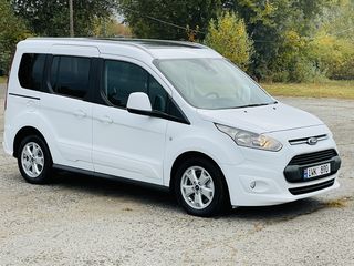 Ford Tourneo Connect foto 6