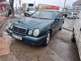 Mercedes E-Class