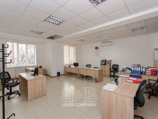 Chirie oficiu / spațiu comercial 217 mp, buiucani foto 4