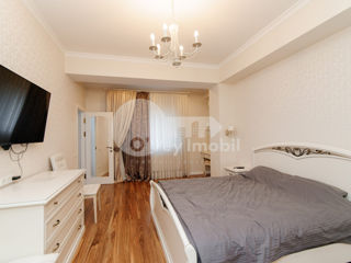 Apartament cu 3 camere, 130 m², Botanica, Chișinău foto 7
