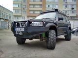 Nissan Patrol foto 2