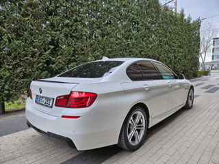 BMW 5 Series foto 3