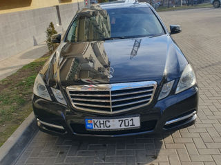 Mercedes E-Class foto 2