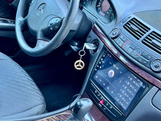 Mercedes E-Class foto 8