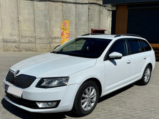 Skoda Octavia foto 3