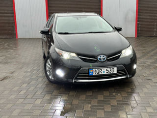 Toyota Auris foto 1