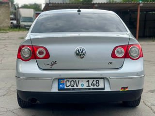 Volkswagen Passat foto 6