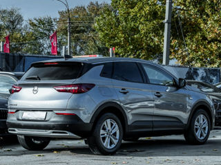 Opel Grandland X foto 2