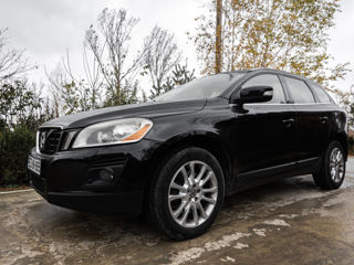 Volvo XC60 foto 2