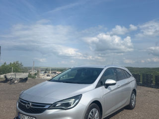 Opel Astra фото 1