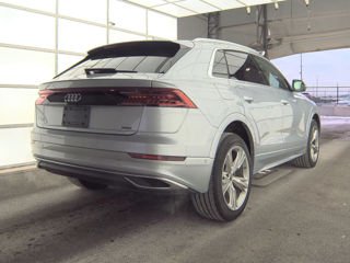 Audi Q8 foto 5