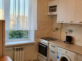 Apartament cu 1 cameră, 32 m², Botanica, Chișinău foto 3