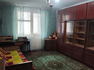 Apartament cu 3 camere, 65 m², Centru, Cupcini, Edineț foto 8