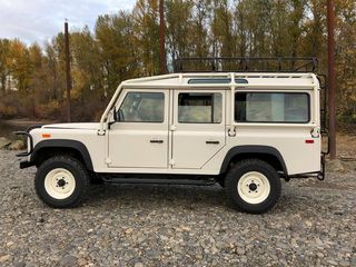 Land Rover Defender foto 4