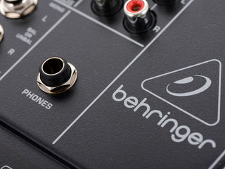 Mixer  Behringer Xenyx Q1204USB. livrare în toată Moldova,plata la primire foto 2