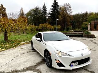 Toyota GT86 foto 1