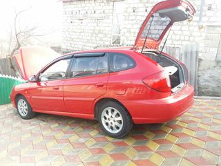 Kia Rio foto 1