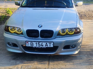 BMW 3 Series foto 2