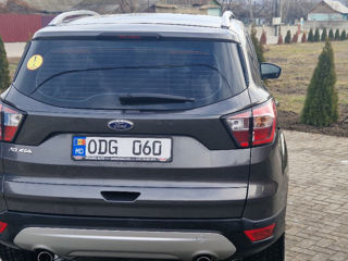 Ford Kuga foto 3