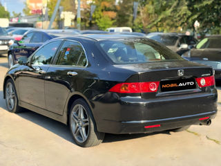 Honda Accord foto 6