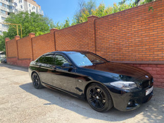 BMW 5 Series foto 3