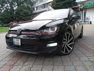 Volkswagen Golf foto 1