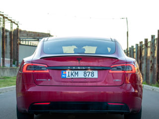 Tesla Model S foto 6