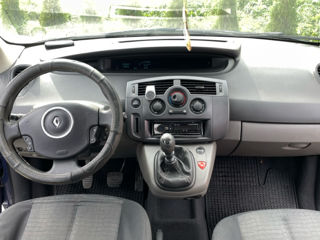 Renault Grand Scenic foto 8