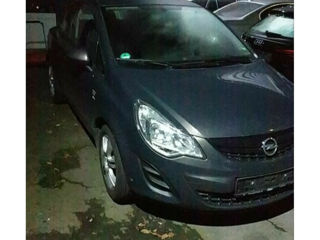 Opel Corsa foto 9