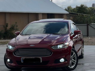 Ford Fusion foto 1