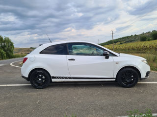 Seat Ibiza foto 2