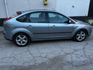 Ford Focus foto 2