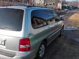 KIA Carnival foto 5