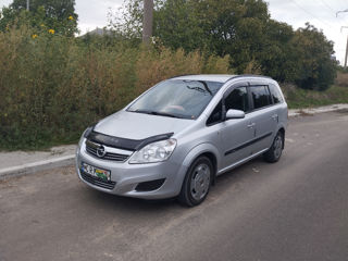 Opel Zafira foto 2