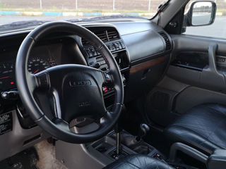 Isuzu Trooper foto 8