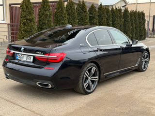 BMW 7 Series foto 4