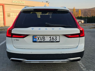 Volvo V90 Cross Country foto 5