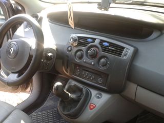 Renault Scenic foto 4