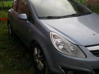 Opel Corsa foto 2